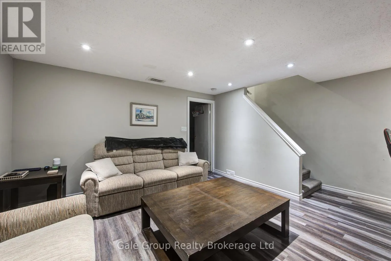 2 - 1193 NELLIS STREET, #2