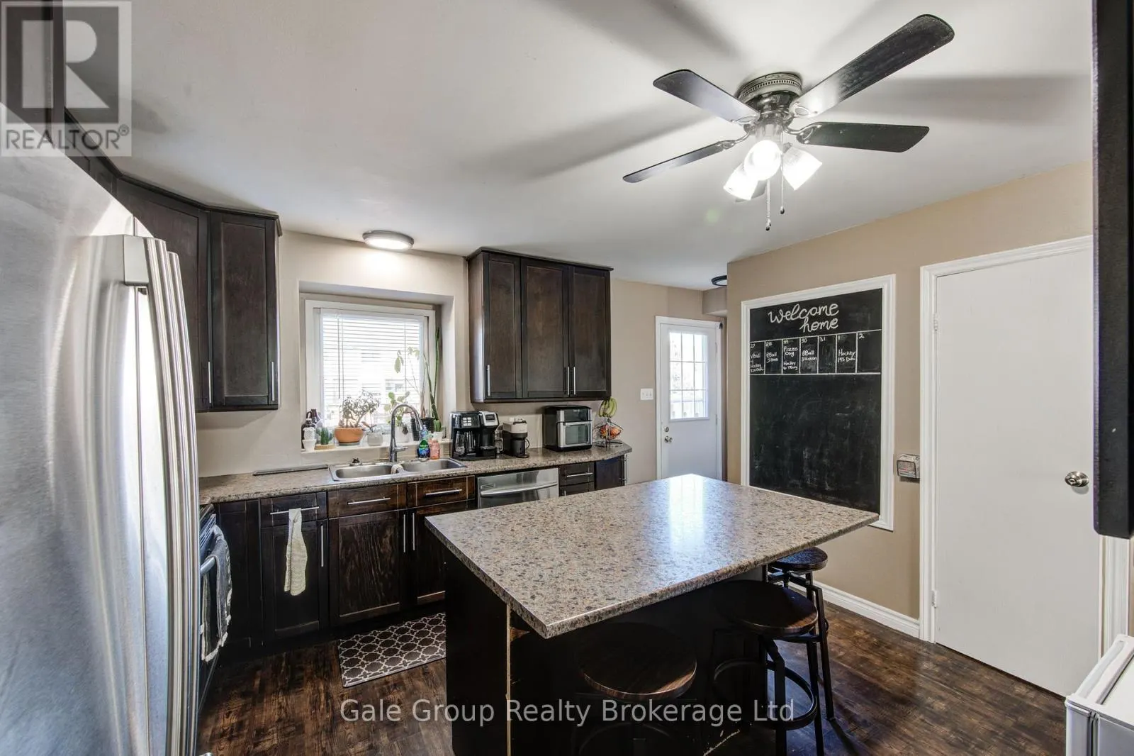 2 - 1193 NELLIS STREET, #2