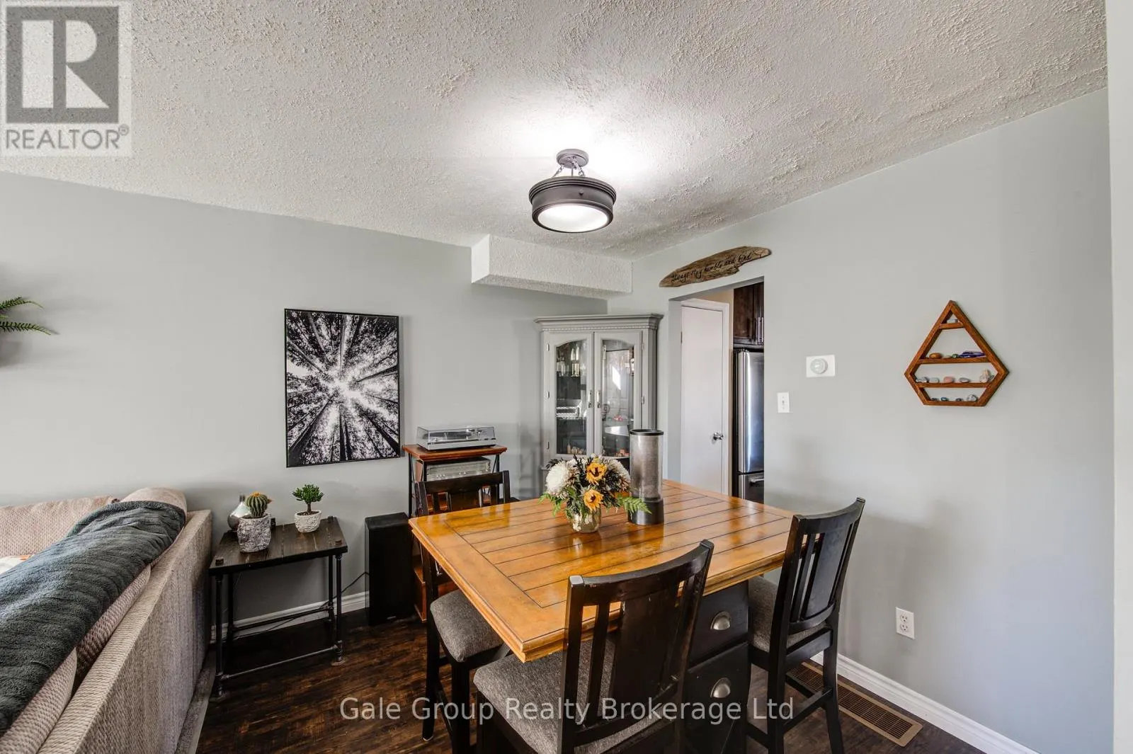 2 - 1193 NELLIS STREET, #2