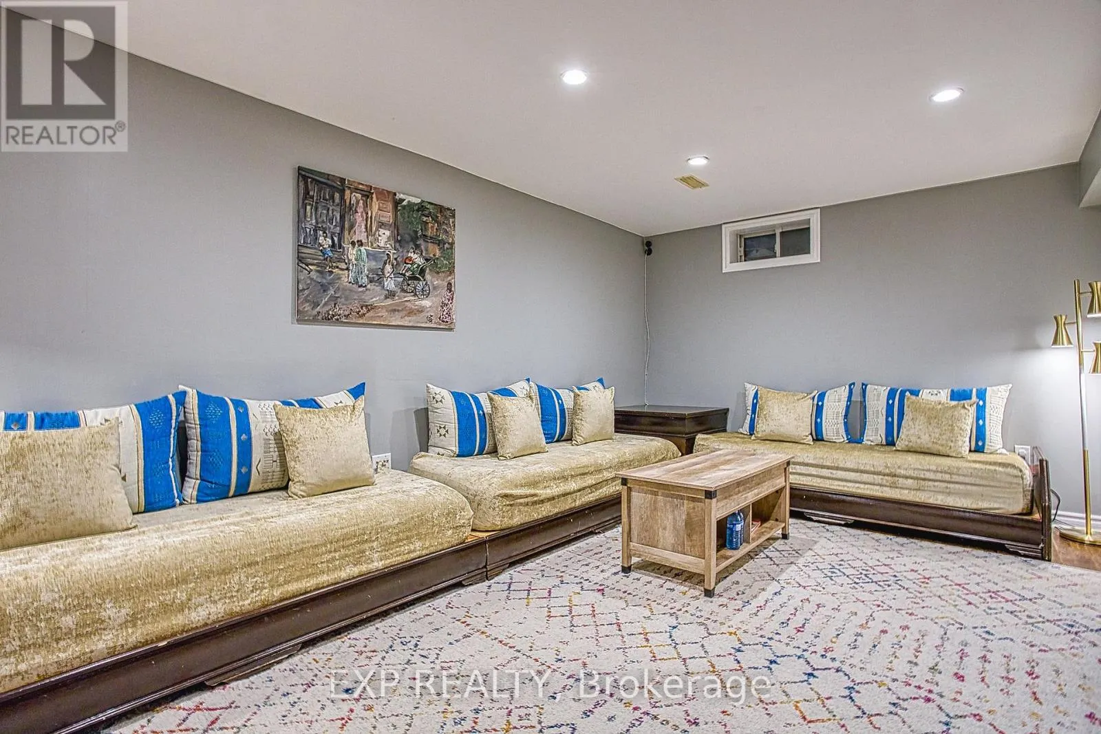 2 - 25 IVYBRIDGE DRIVE