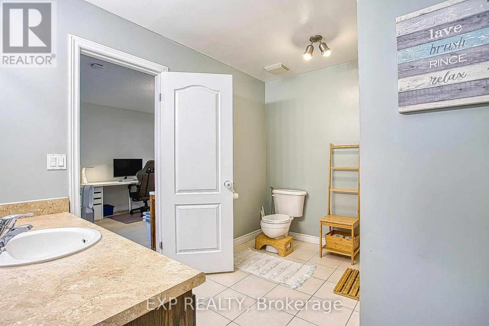 2 - 25 IVYBRIDGE DRIVE