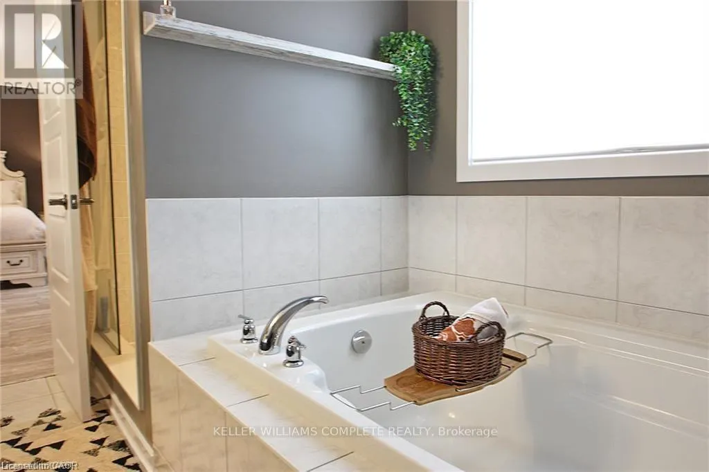 23 SCARLETWOOD STREET