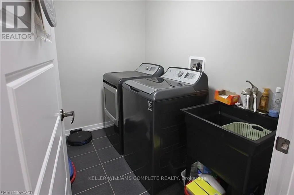 23 SCARLETWOOD STREET