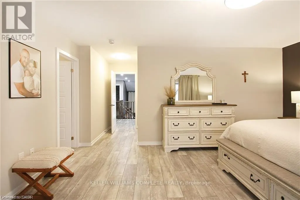 23 SCARLETWOOD STREET