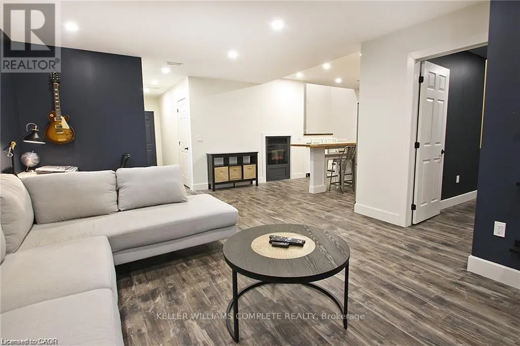 23 SCARLETWOOD STREET