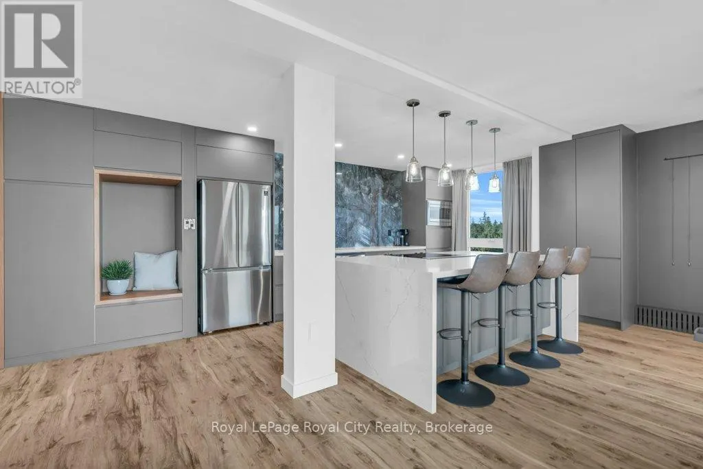 511 - 19 WOODLAWN ROAD E, #511