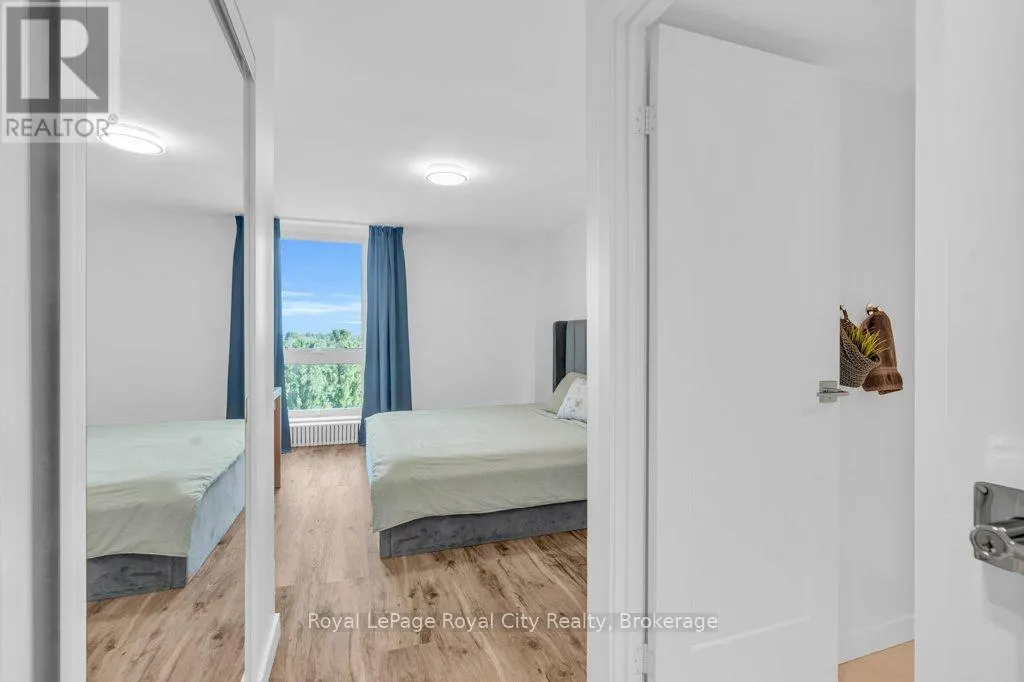 511 - 19 WOODLAWN ROAD E, #511