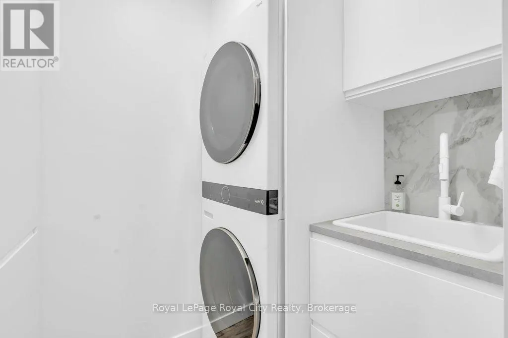 511 - 19 WOODLAWN ROAD E, #511