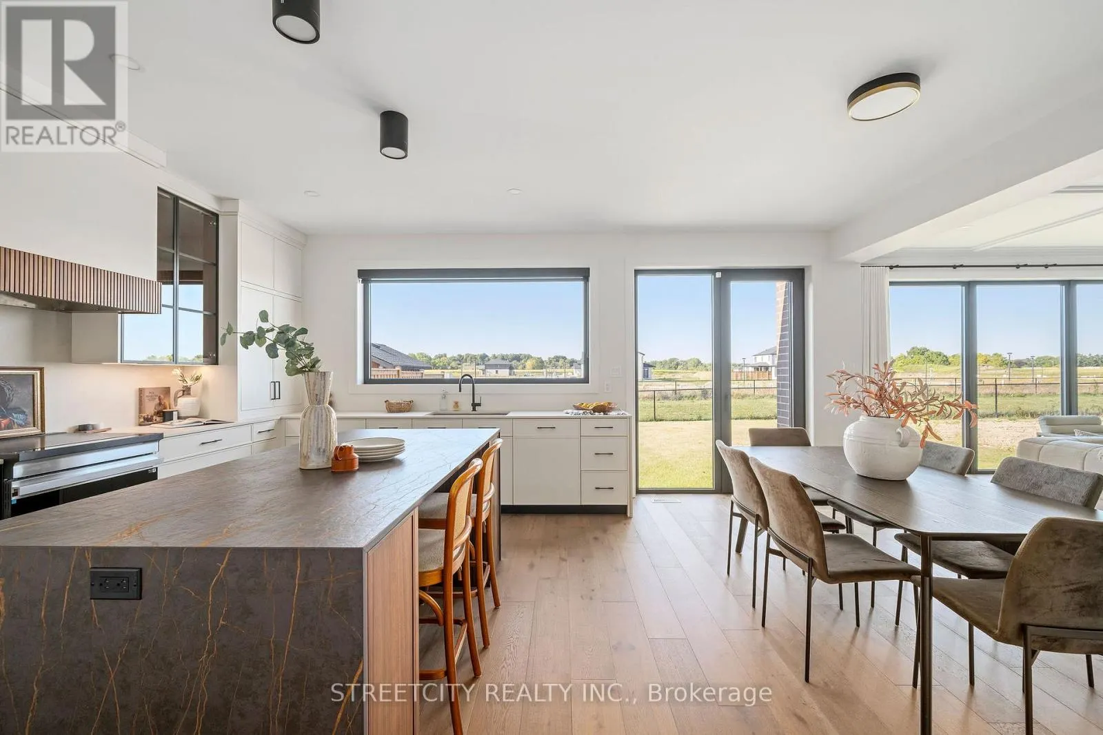 6354 OLD GARRISON BOULEVARD