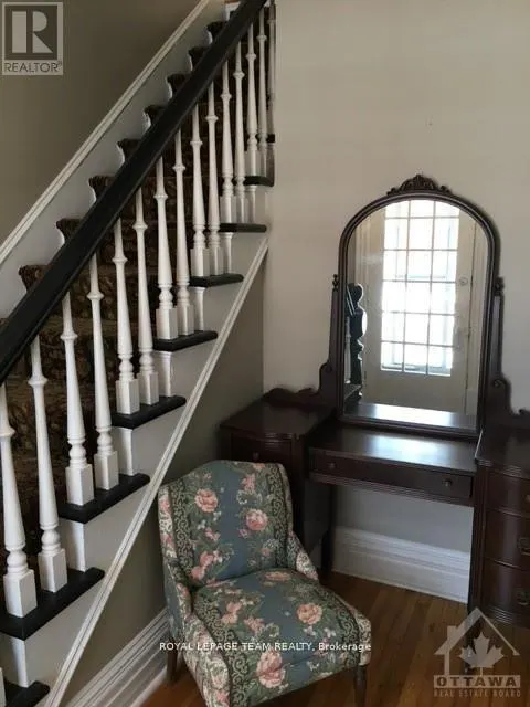 2 - 86 BAYSWATER AVENUE