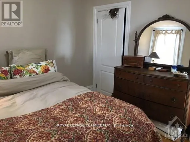 2 - 86 BAYSWATER AVENUE