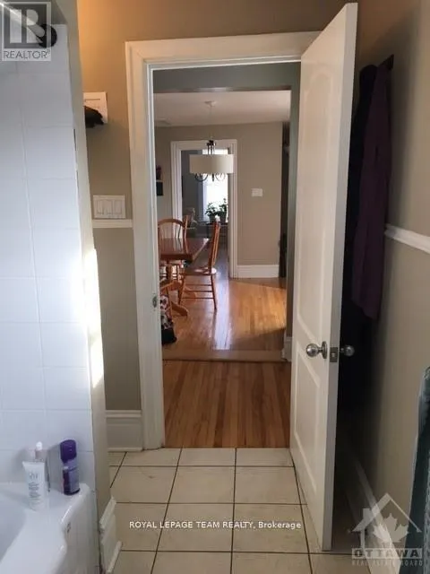 2 - 86 BAYSWATER AVENUE