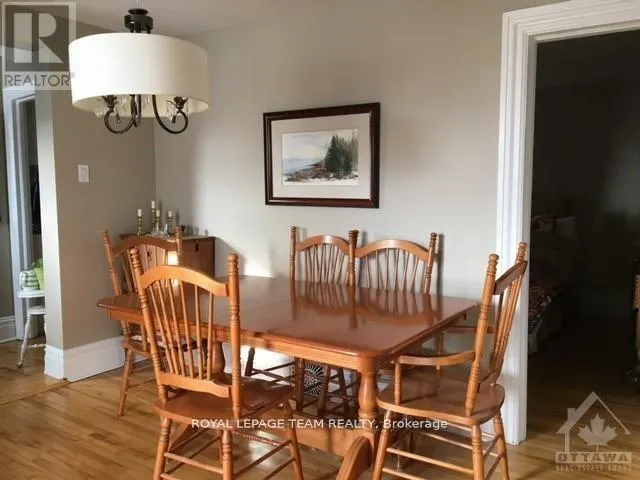 2 - 86 BAYSWATER AVENUE