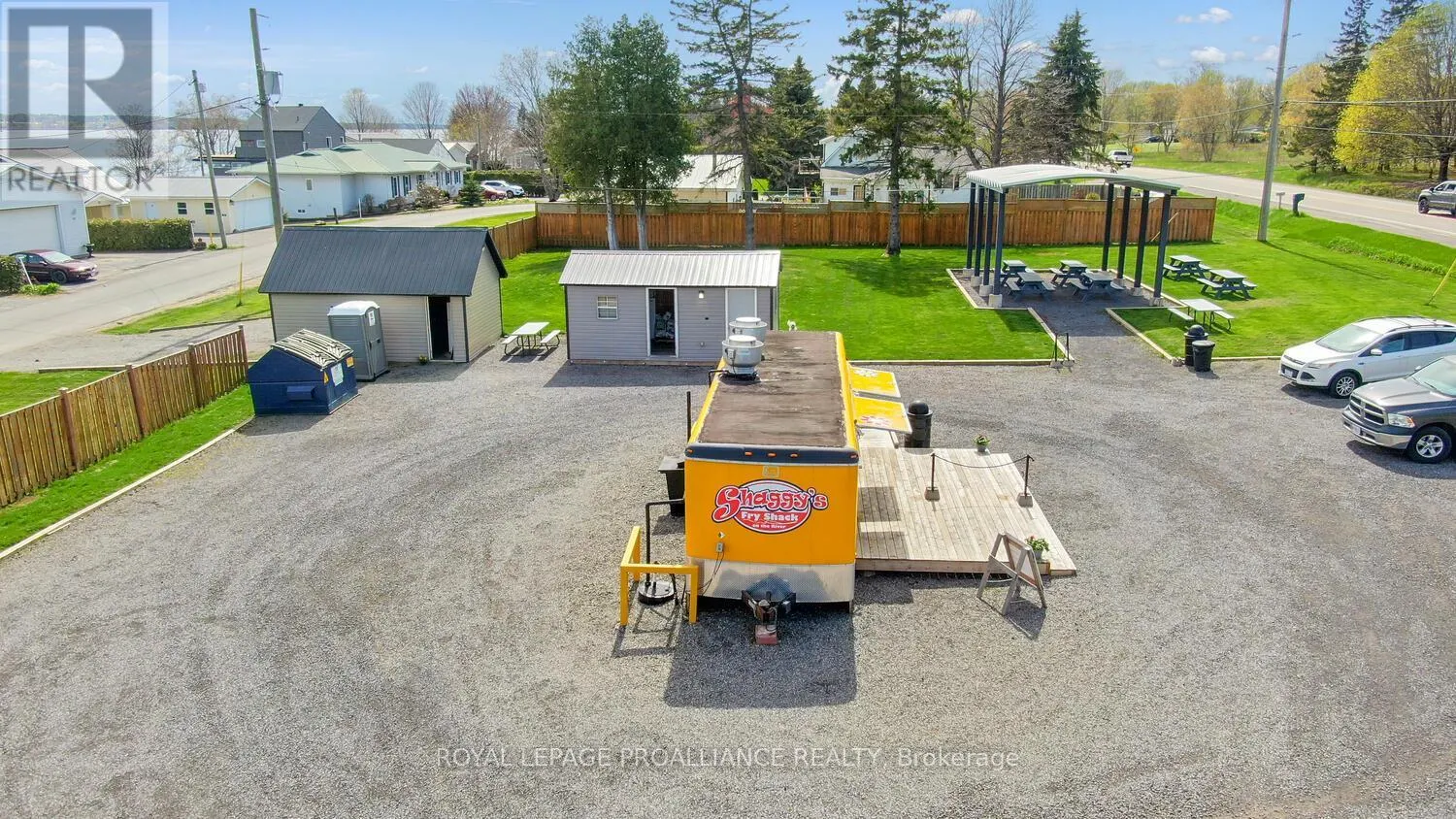 12 RIVERVIEW CRESCENT