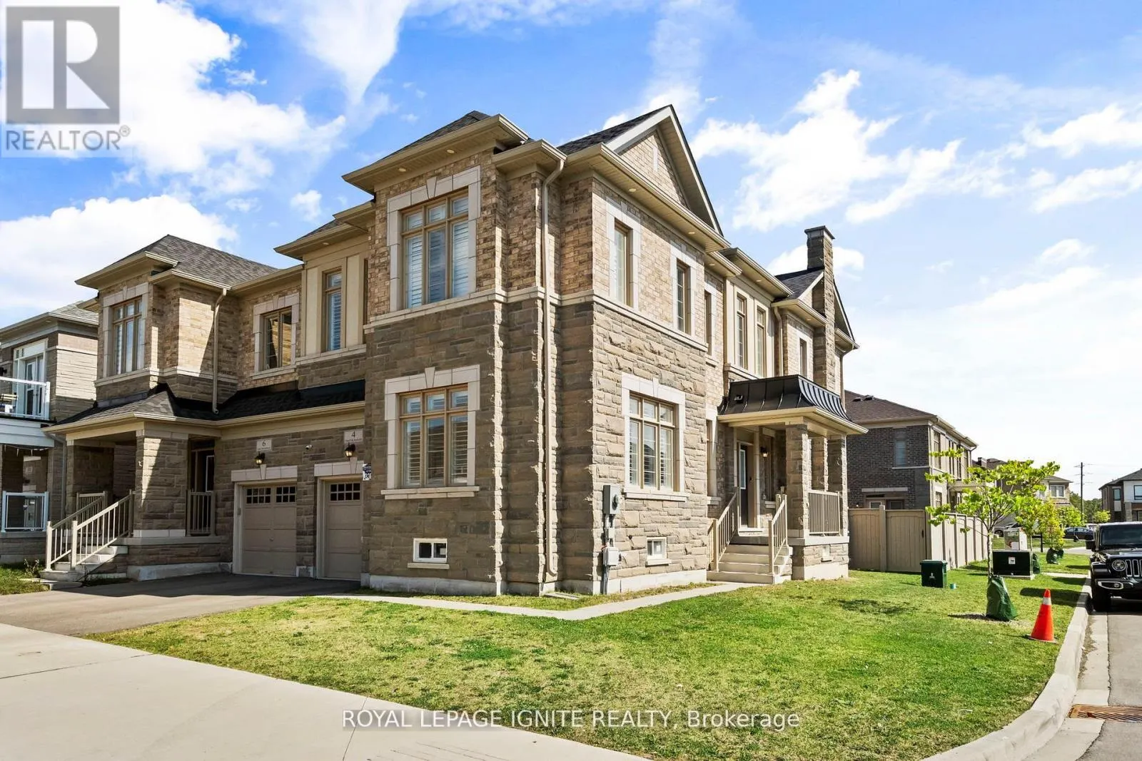 4 GREAT FALLS BOULEVARD