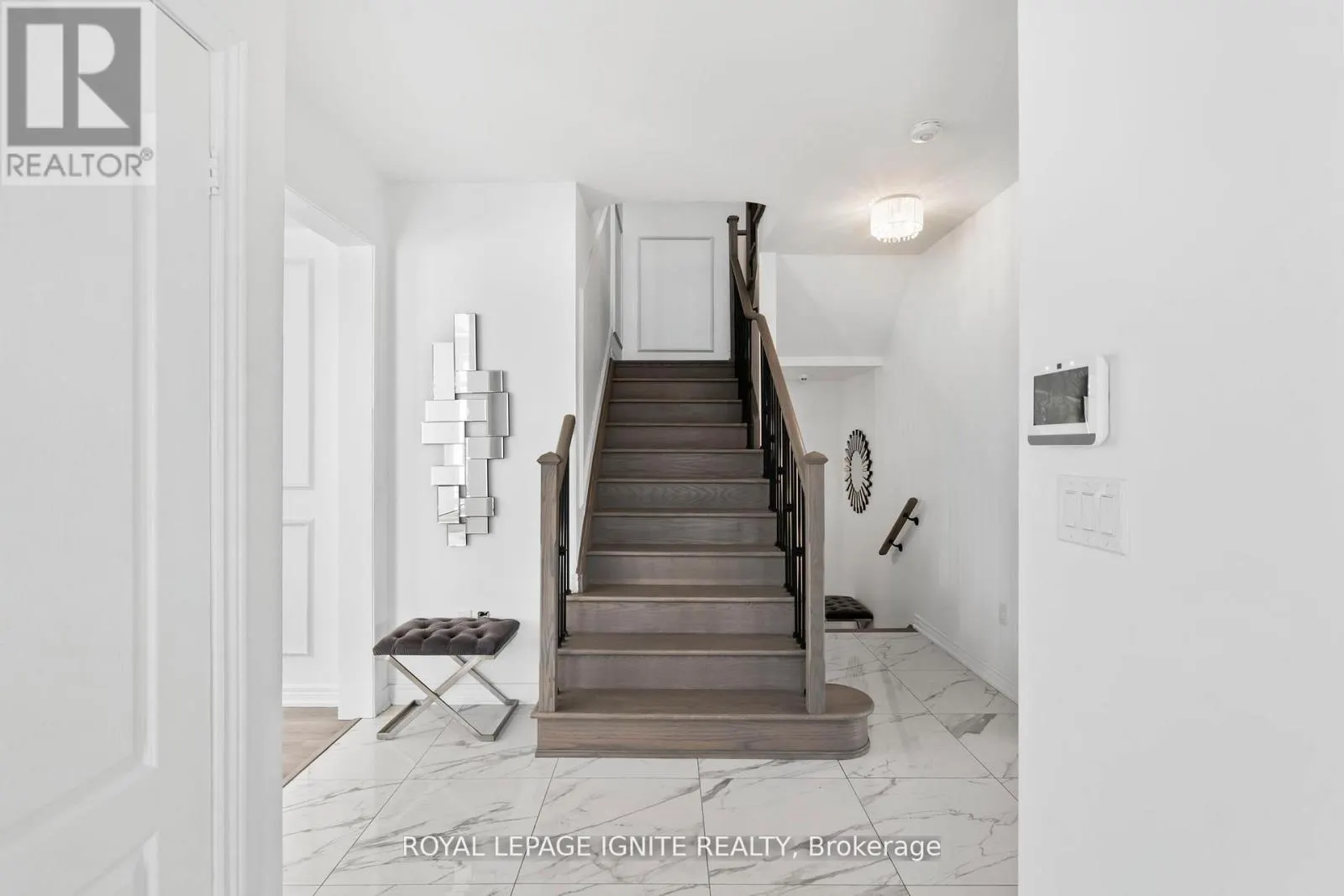 4 GREAT FALLS BOULEVARD