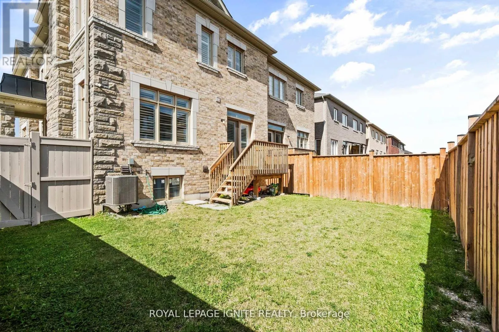 4 GREAT FALLS BOULEVARD