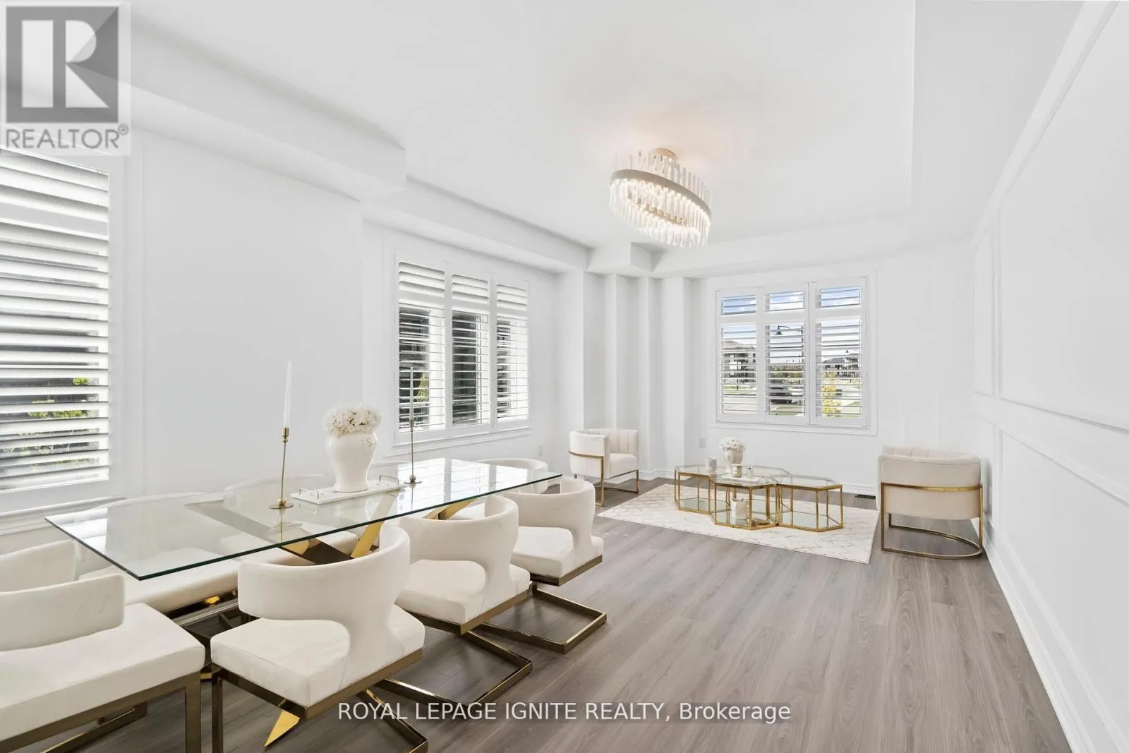 4 GREAT FALLS BOULEVARD