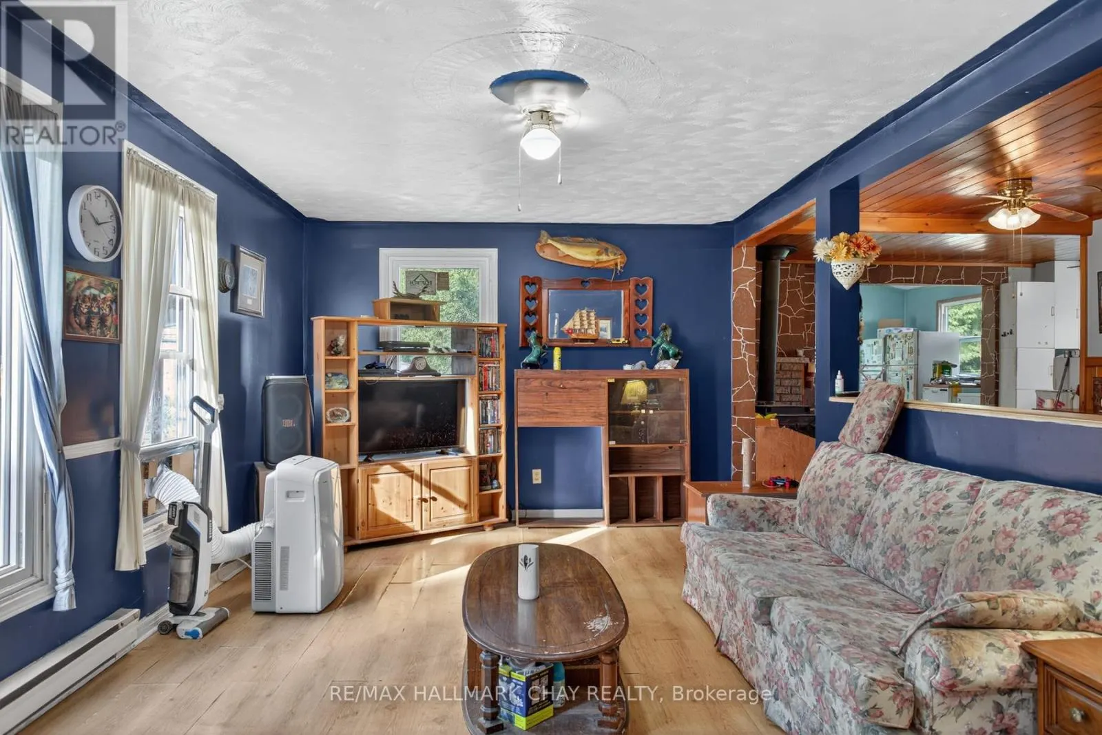 916C SILVERLEAF DRIVE