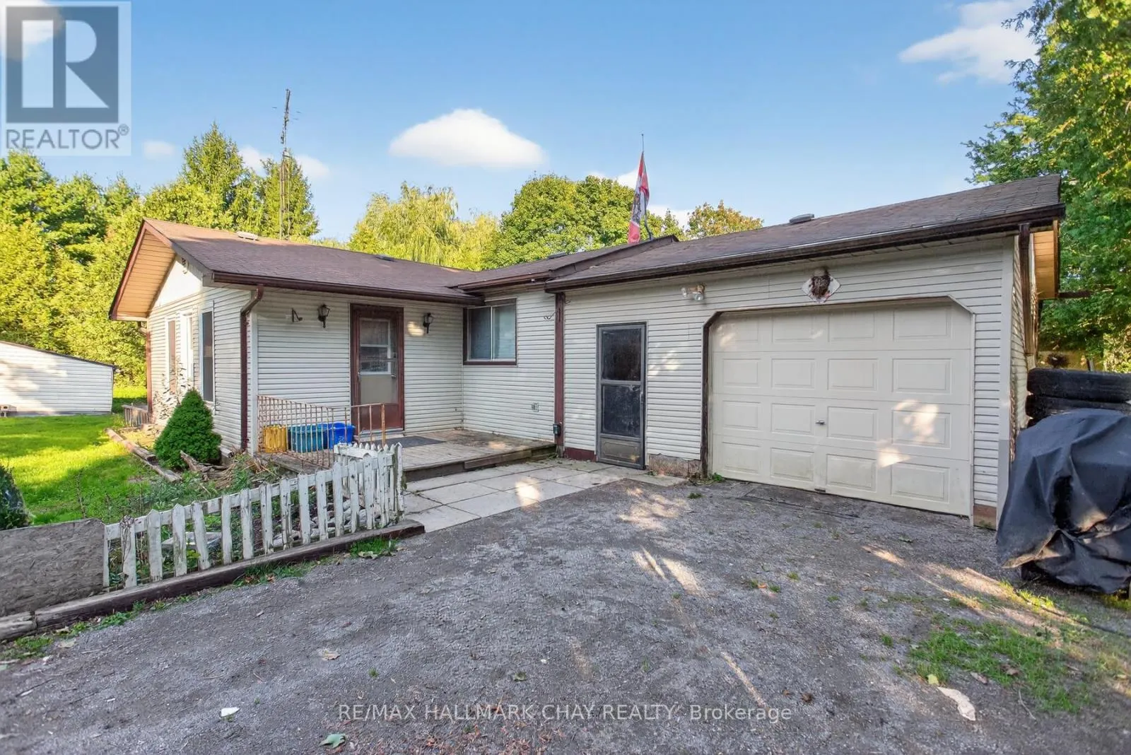 916C SILVERLEAF DRIVE