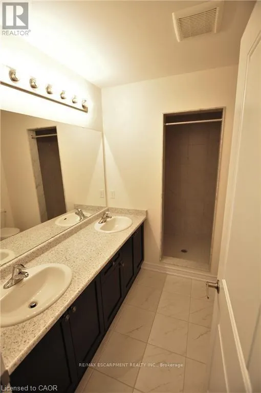 28 - 77 DIANA AVENUE