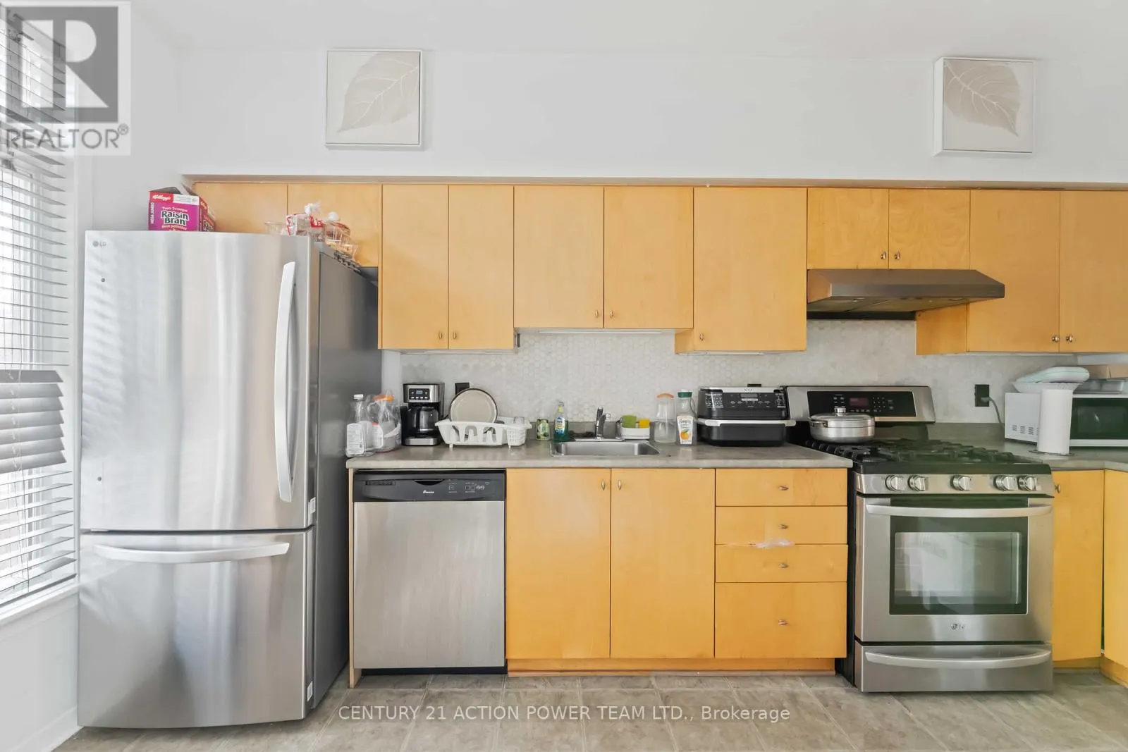 28 - 799 MONTREAL ROAD