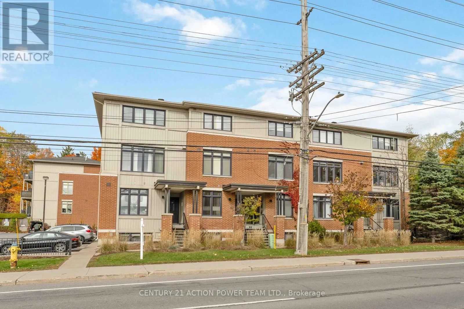 28 - 799 MONTREAL ROAD