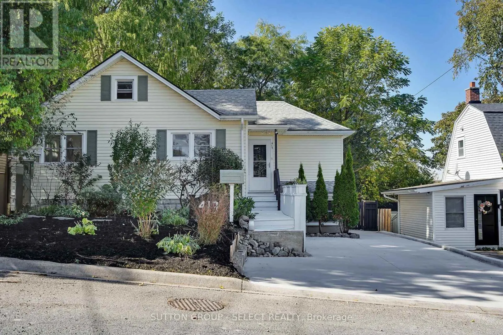 MAIN - 413 OLD WONDERLAND ROAD, #MAIN