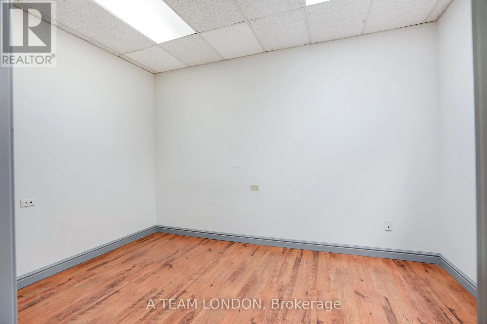 B - 394 CLARENCE STREET, #B