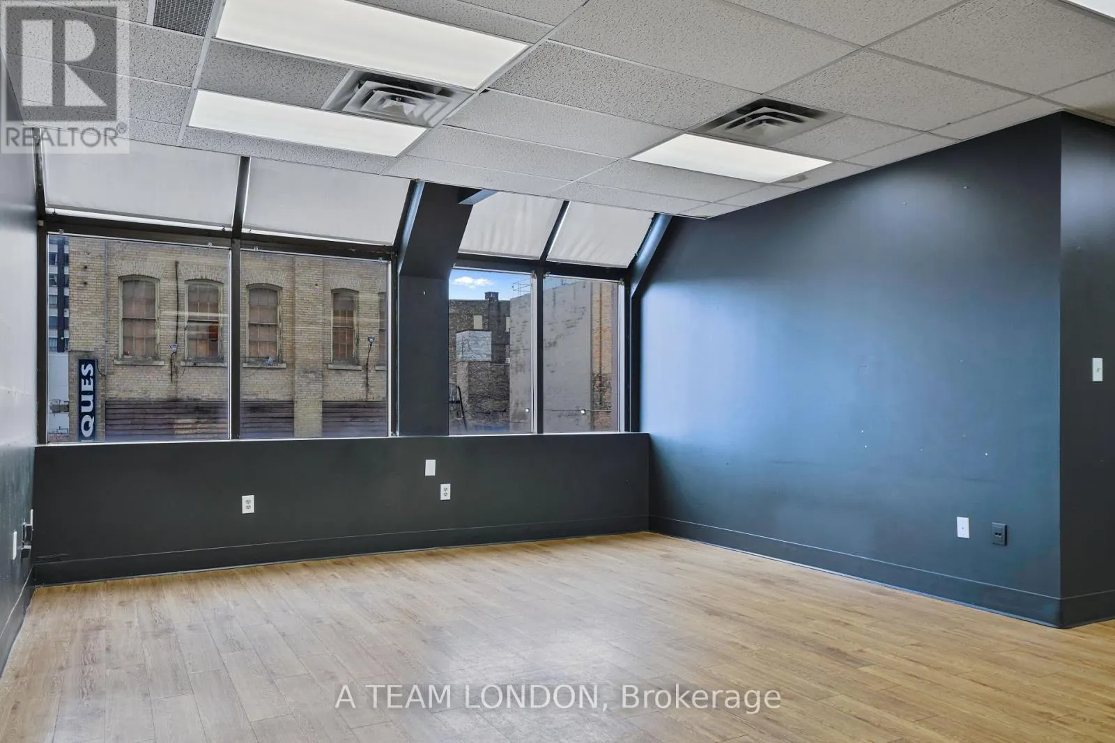 B - 394 CLARENCE STREET, #B