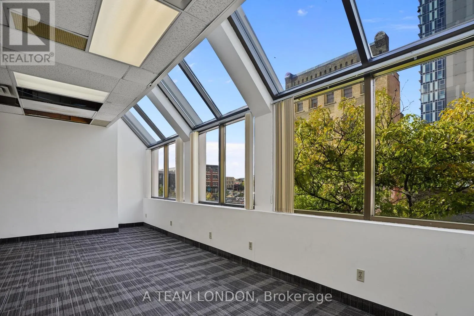 B - 394 CLARENCE STREET, #B