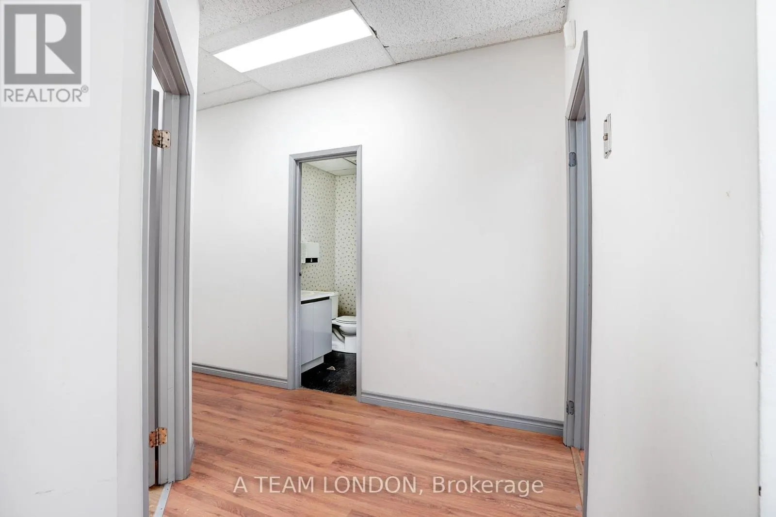 B - 394 CLARENCE STREET, #B