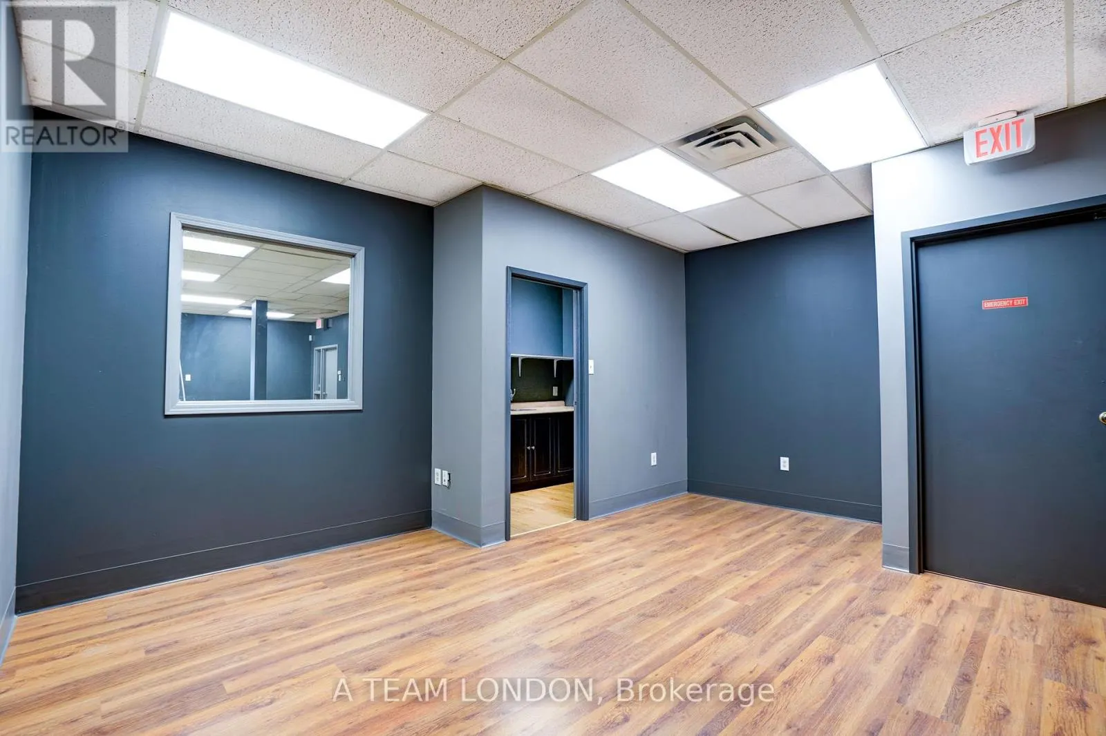 B - 394 CLARENCE STREET, #B