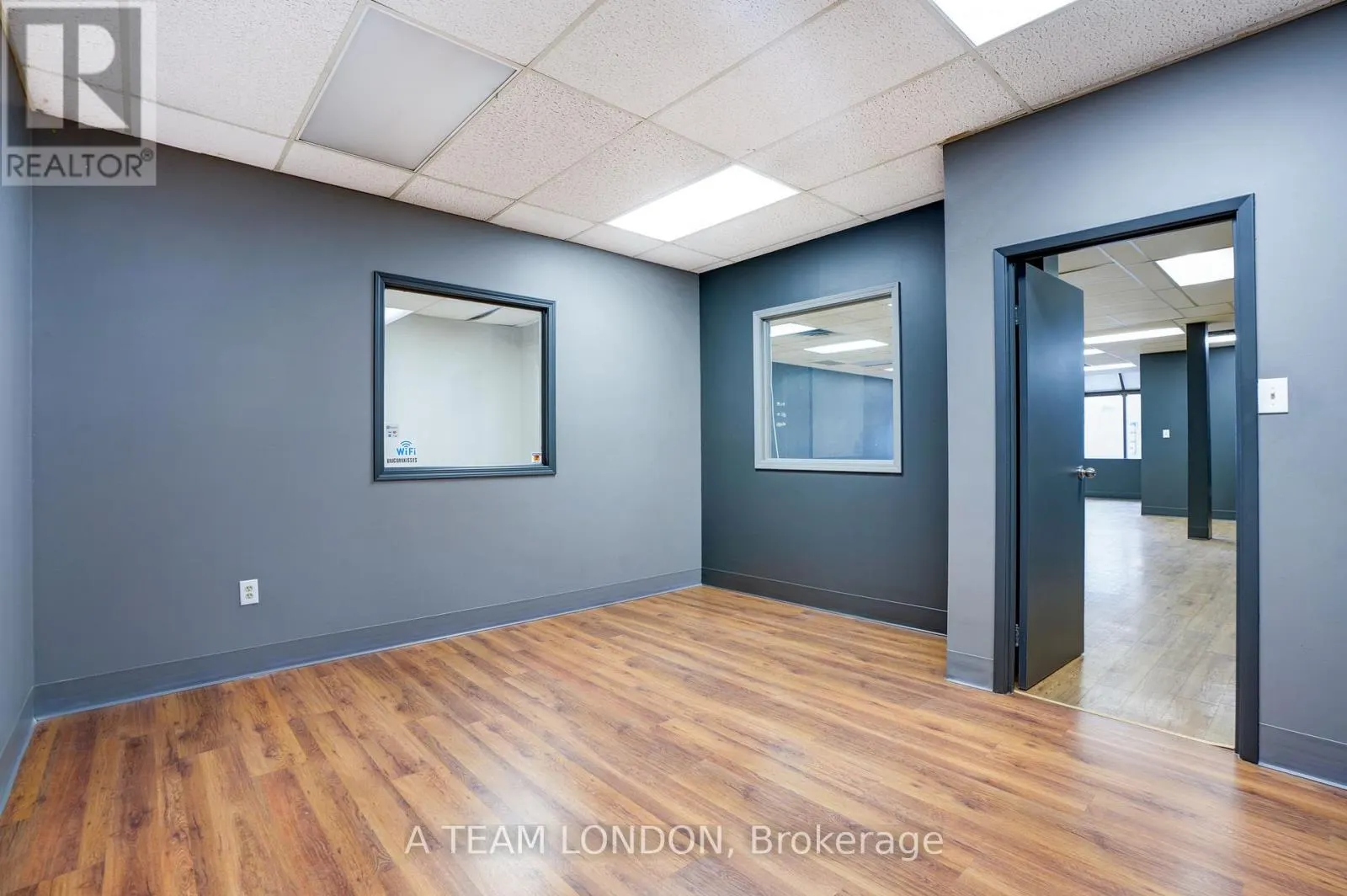 B - 394 CLARENCE STREET, #B