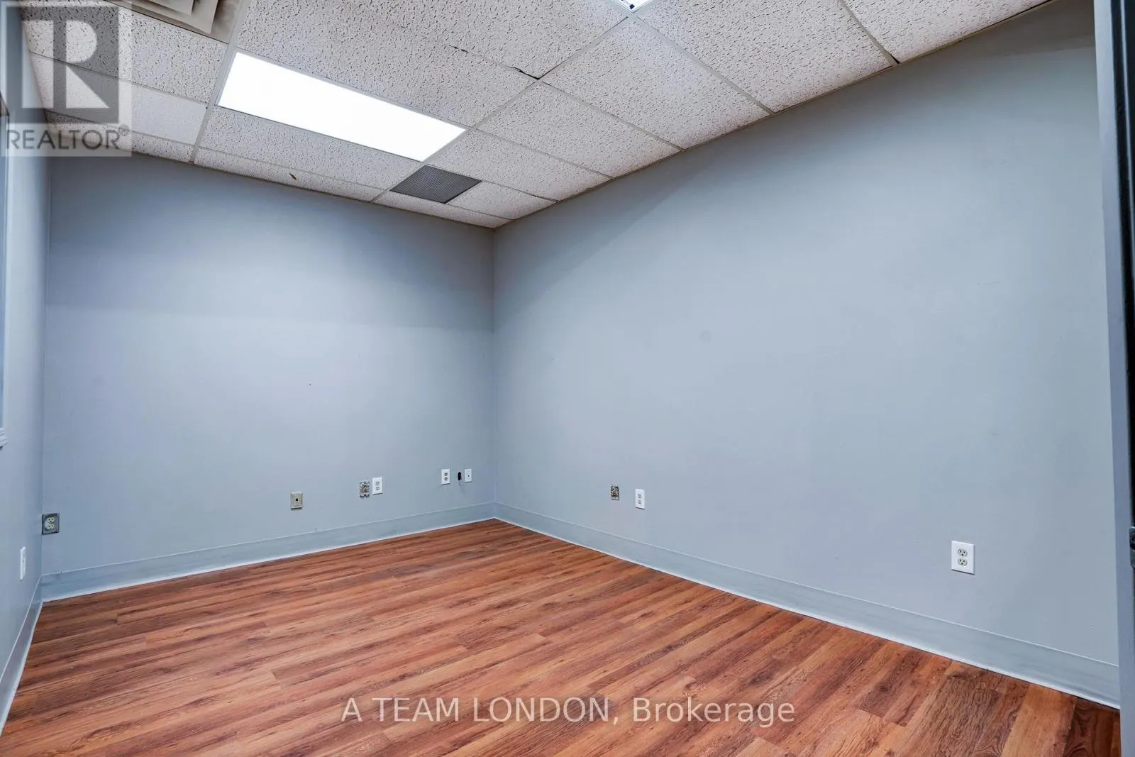 B - 394 CLARENCE STREET, #B