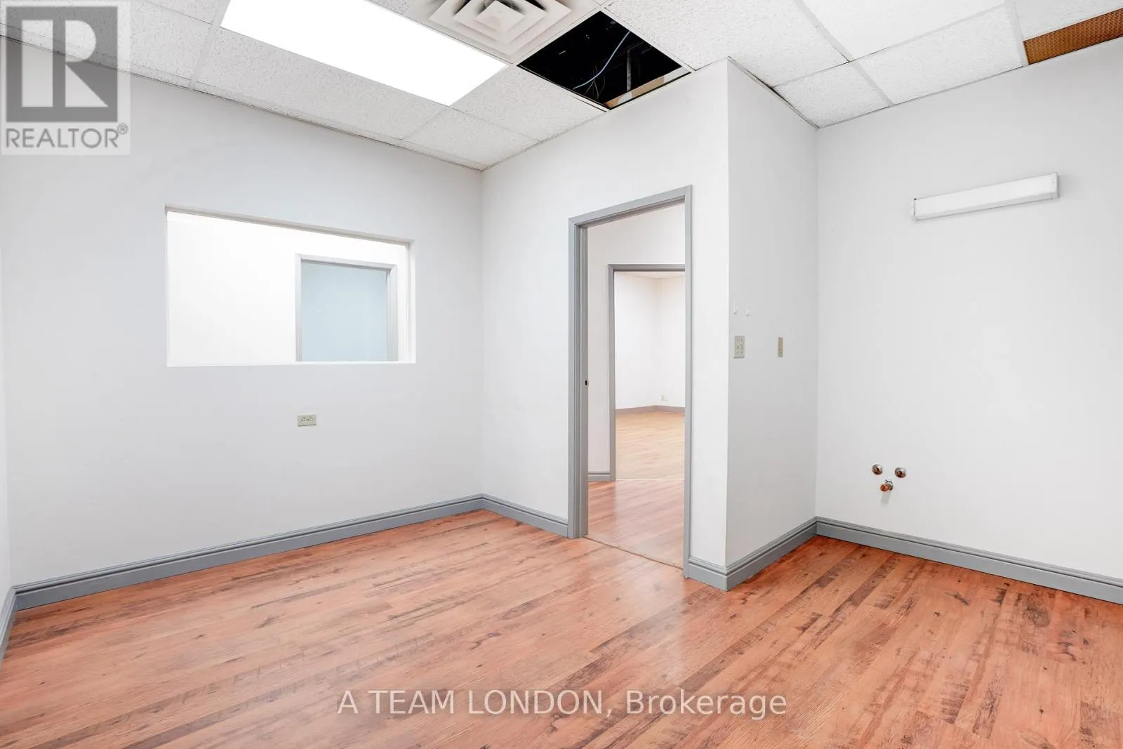 B - 394 CLARENCE STREET, #B