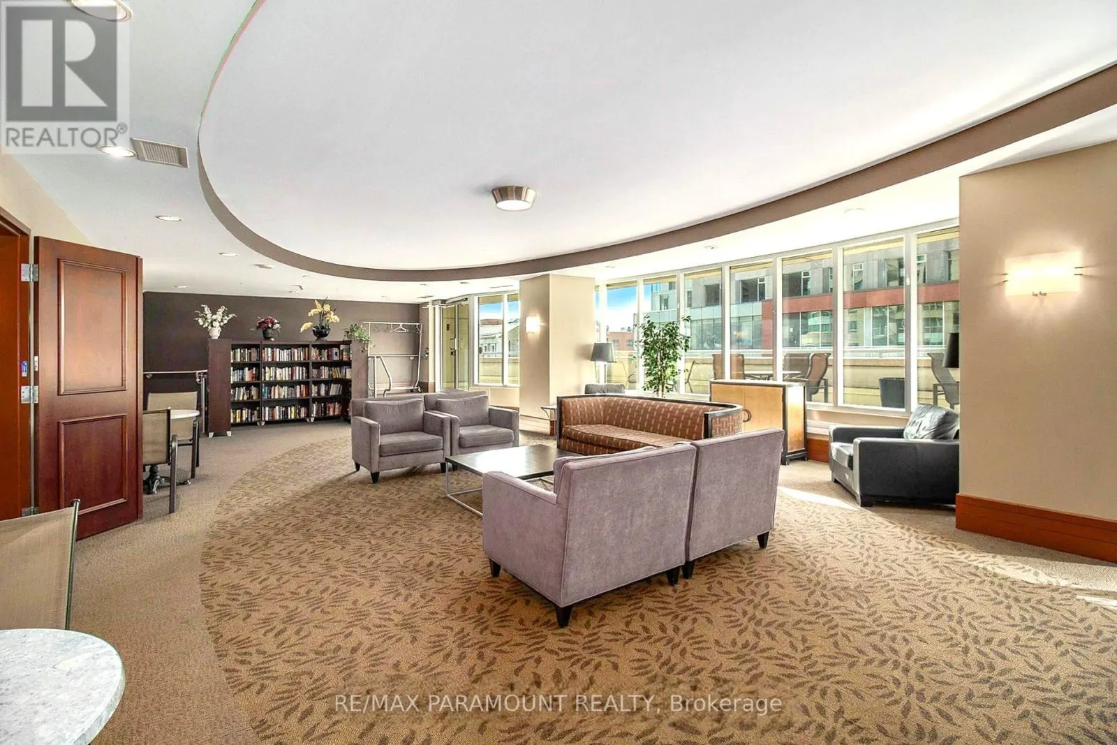 404 - 234 RIDEAU STREET