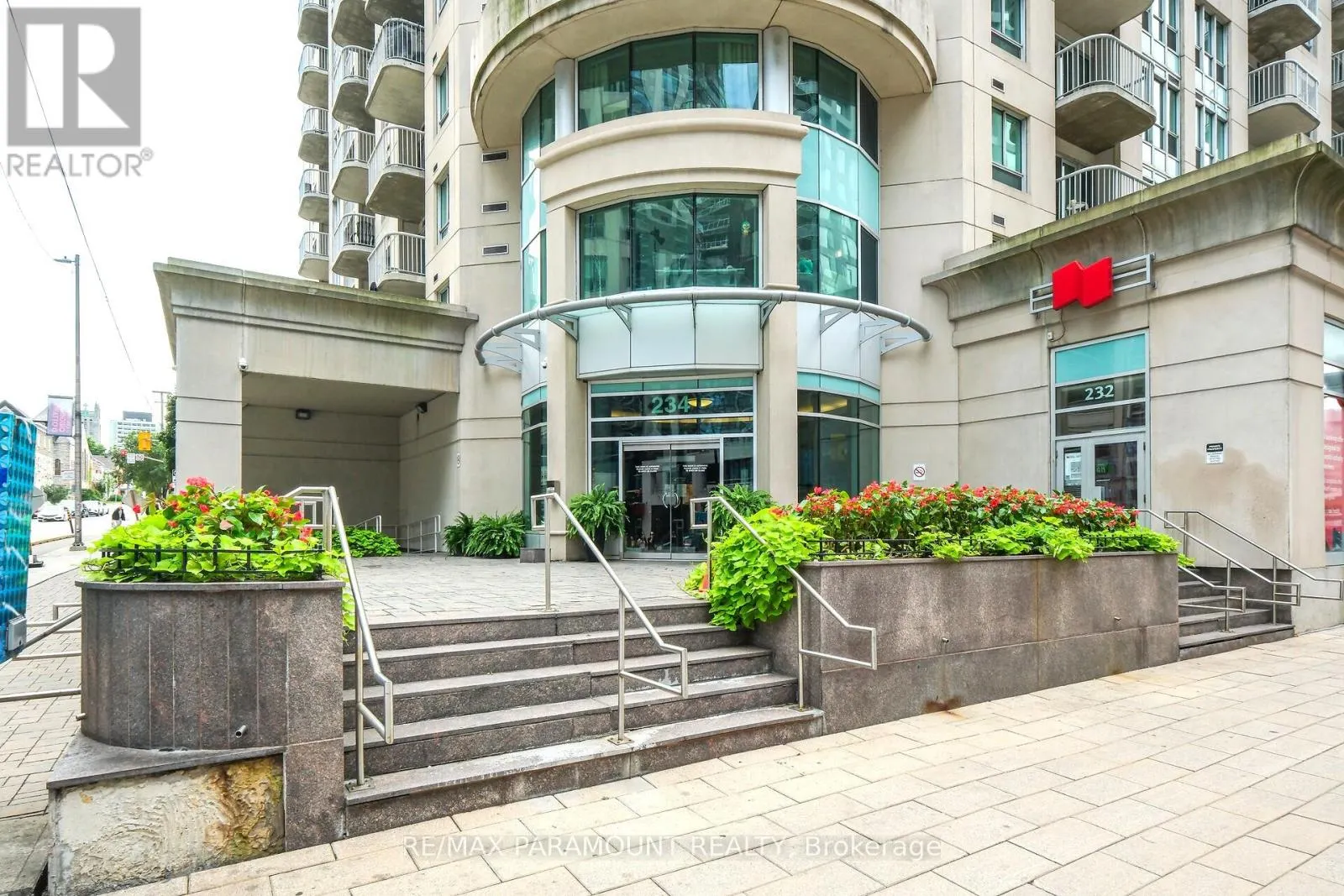 404 - 234 RIDEAU STREET