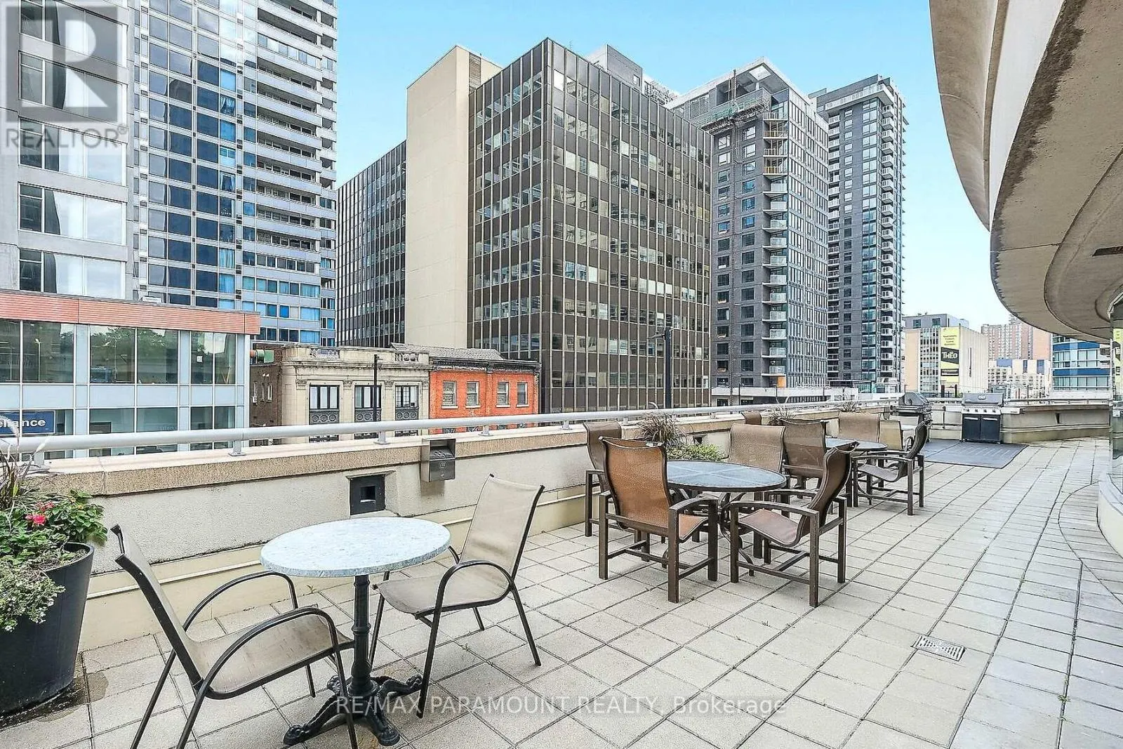 404 - 234 RIDEAU STREET