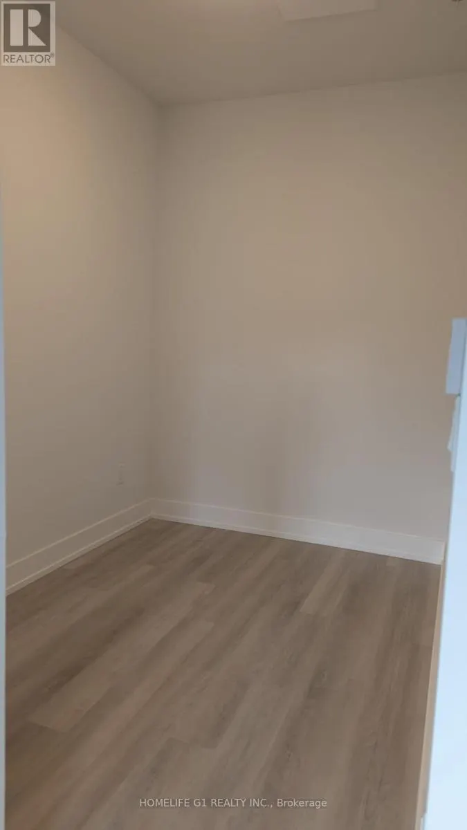 408 - 1100 LACKNER PLACE