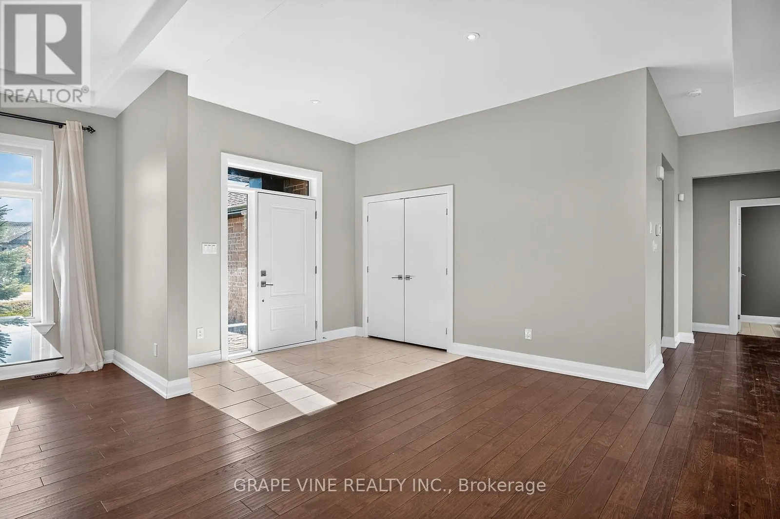 6835 SPRINGRUN PLACE