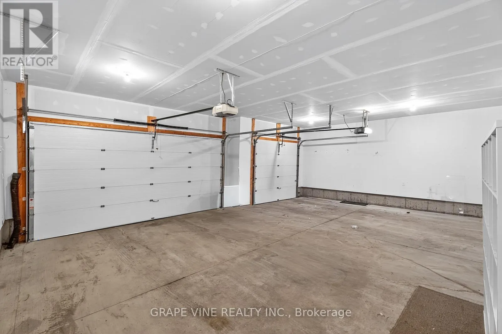 6835 SPRINGRUN PLACE