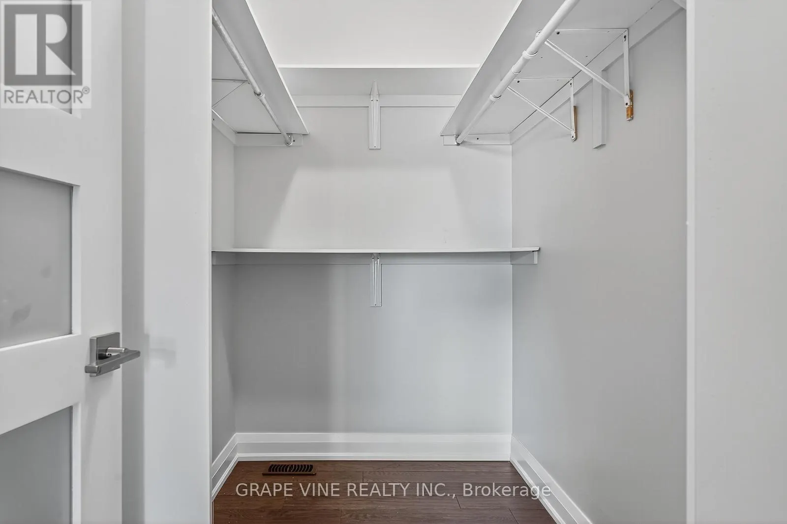 6835 SPRINGRUN PLACE