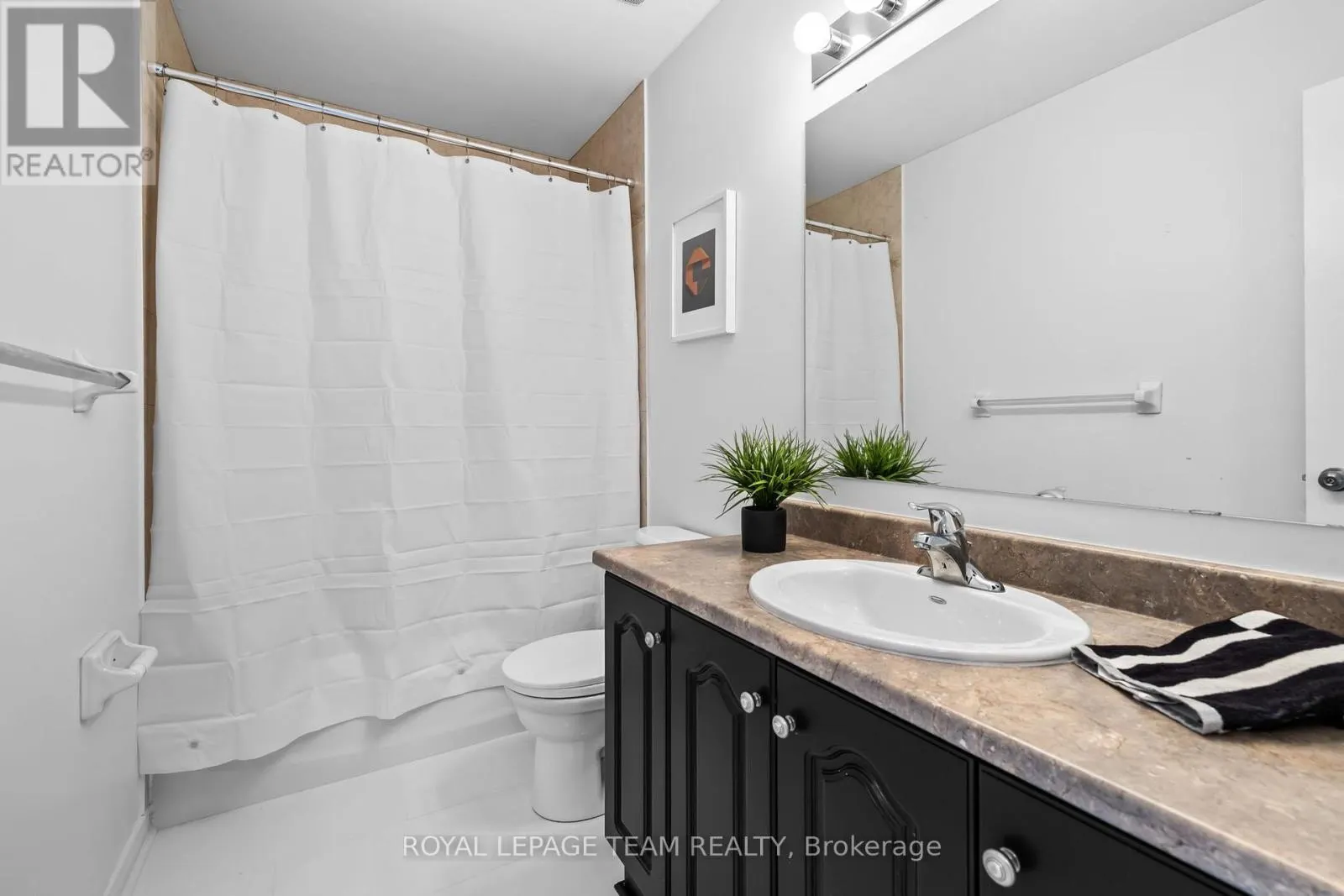 381 MOFFATT POND COURT