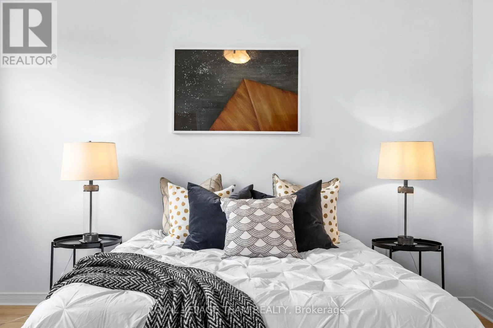 381 MOFFATT POND COURT