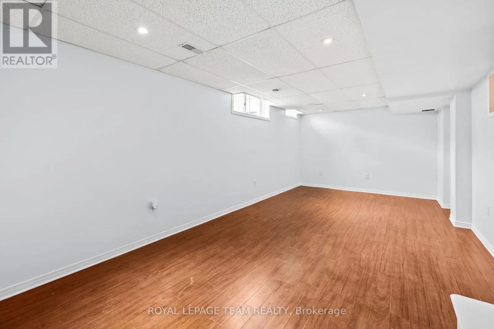 381 MOFFATT POND COURT