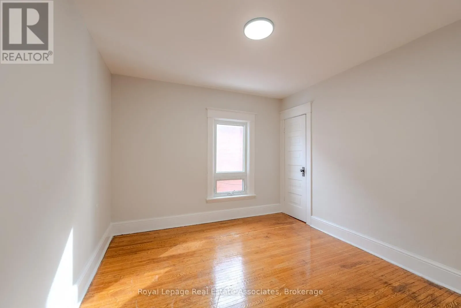 2 - 157 WILLIAM STREET