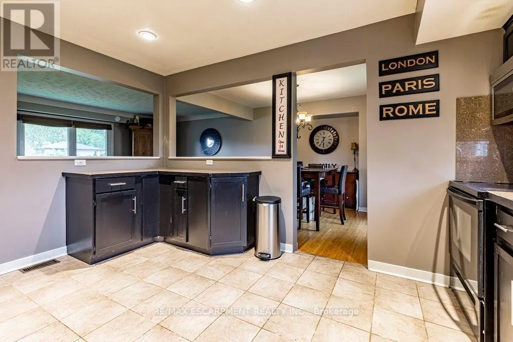 6871 CORWIN CRESCENT