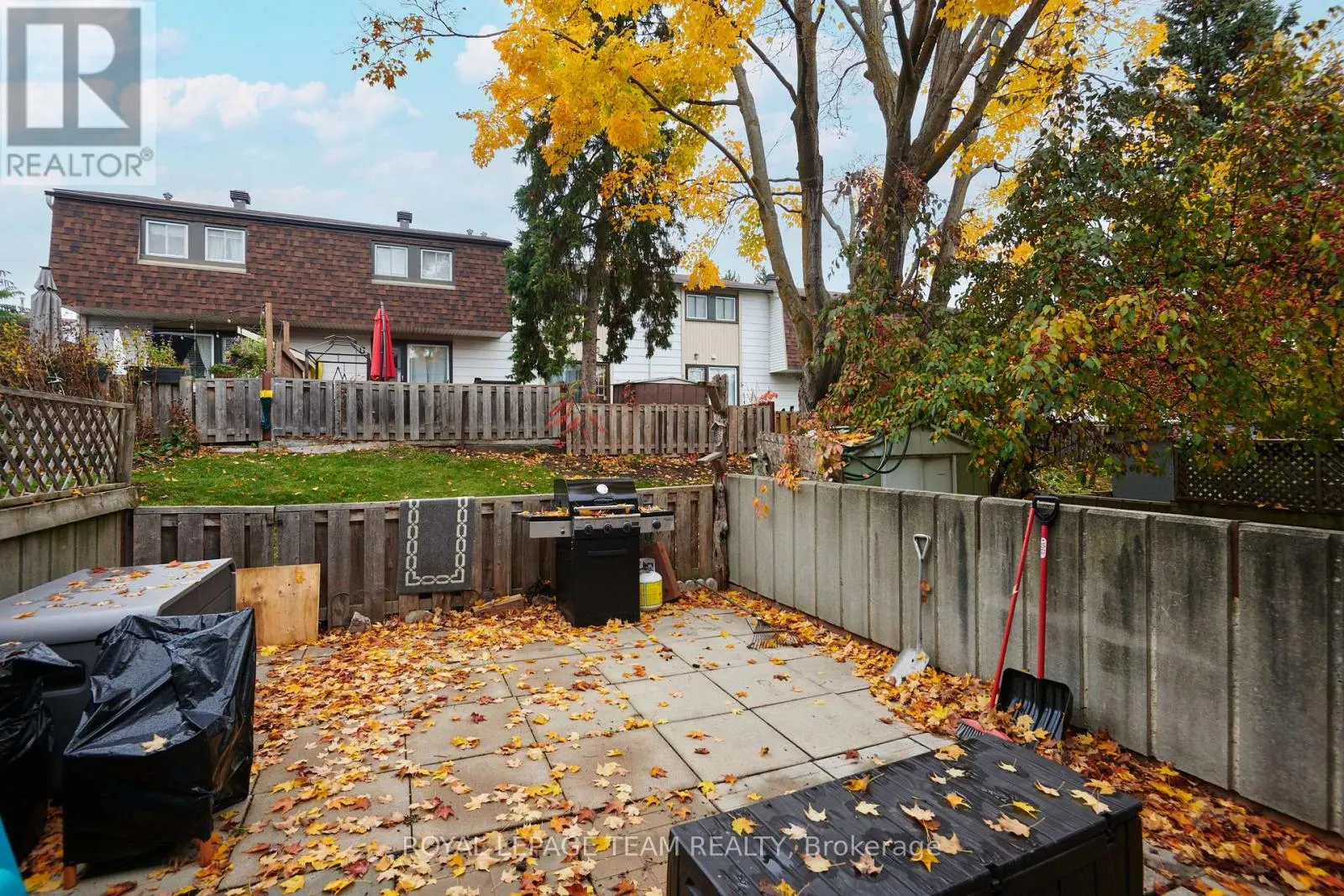 B - 902 ELMSMERE ROAD