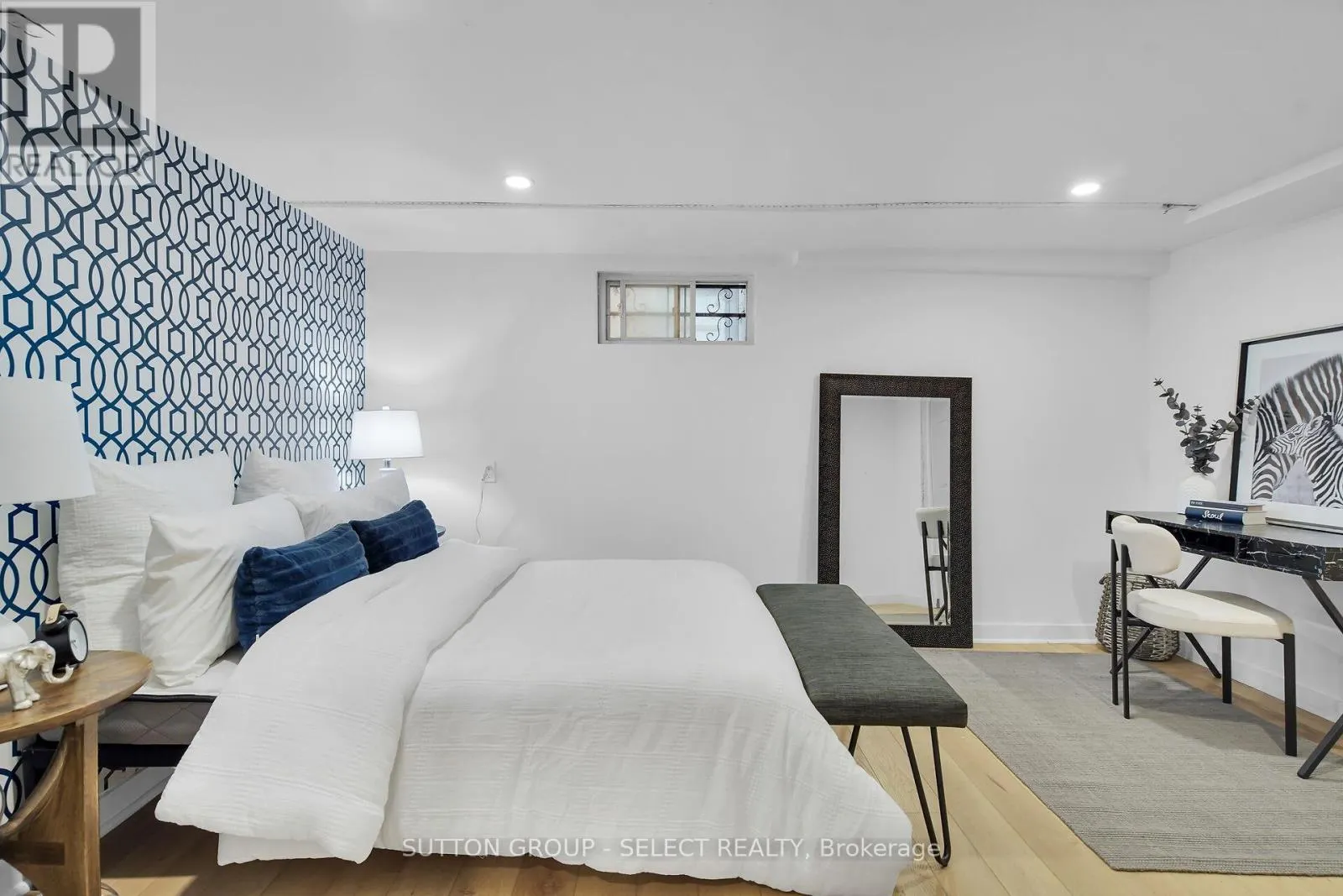 LOWER - 413 OLD WONDERLAND ROAD, #LOWER